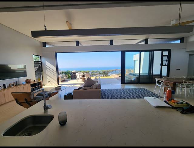 5 BEDROOM HOUSE FOR SALE IN SIBAYA PRECINCT